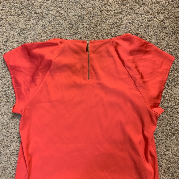 Express coral colored shirt - Picture 4 of 5